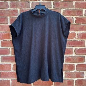 EILEEN FISHER $158 Woven Plissé Mock Neck Boxy Top Side Slits Medium